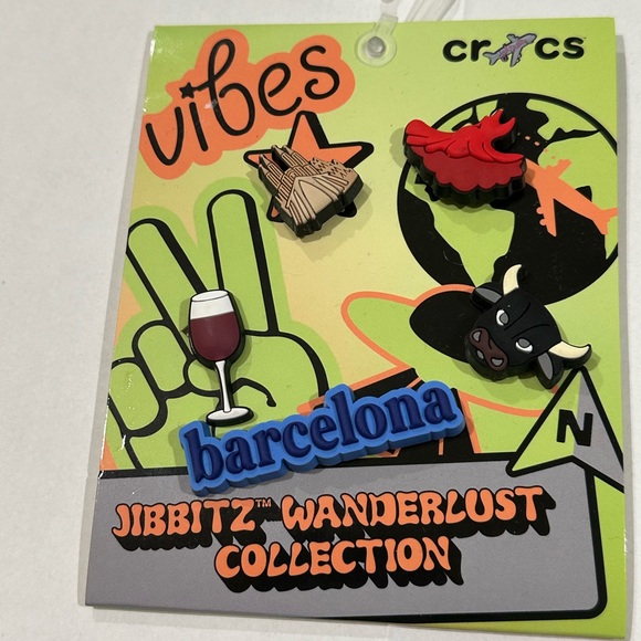 CROCS Jibbitz Wanderlust City Collection 5 pack Shoe Charm BARCELONA NEW - Picture 1 of 4